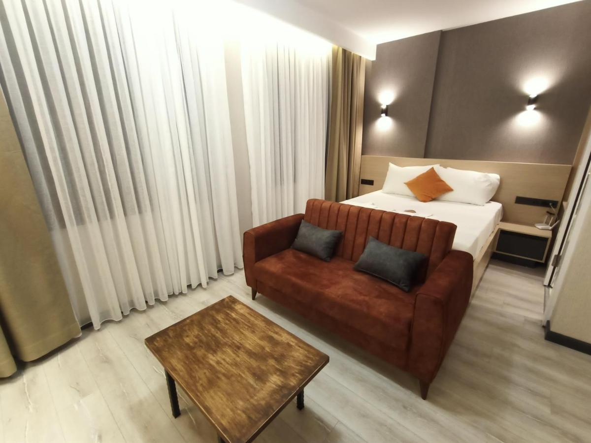 New Falcon Palas Otel Istanbul Exterior foto