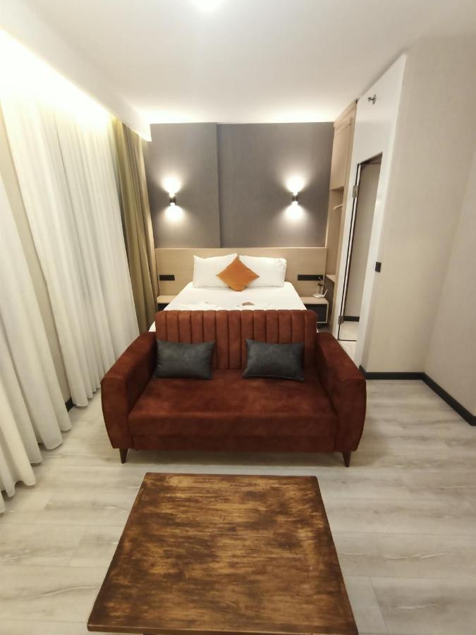 New Falcon Palas Otel Istanbul Exterior foto